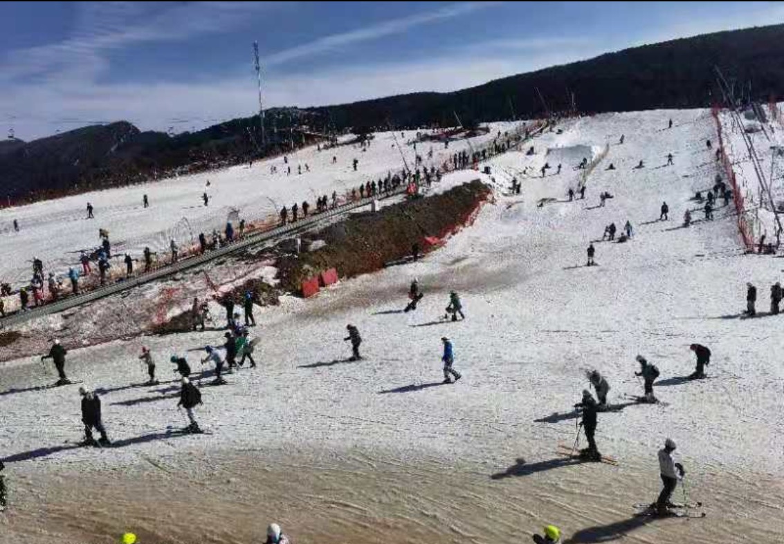 马蜂窝推出《中国滑雪圣地全攻略》，直击雪场选择痛点
