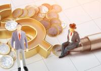 下调327点 人民币兑美元中间价报6.7287 下调327点 人民币兑美元中间价报6.7287